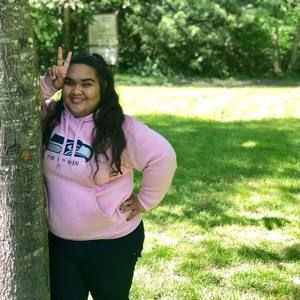 Meet your Posher, Elvy